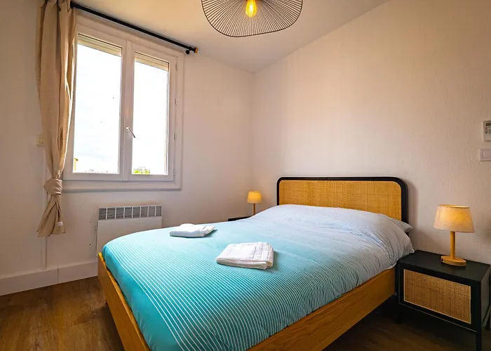 Les Suites Du Castillet