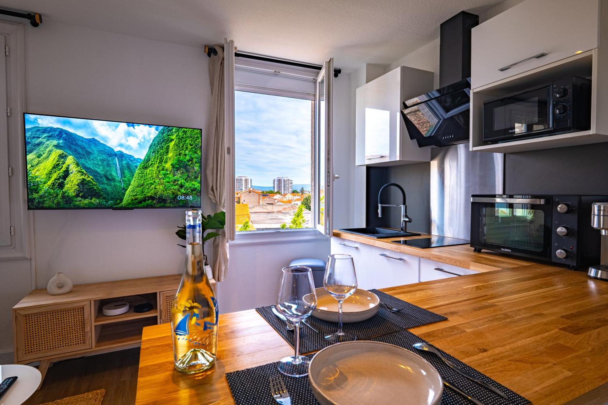 Les Du Castillet Apartment *