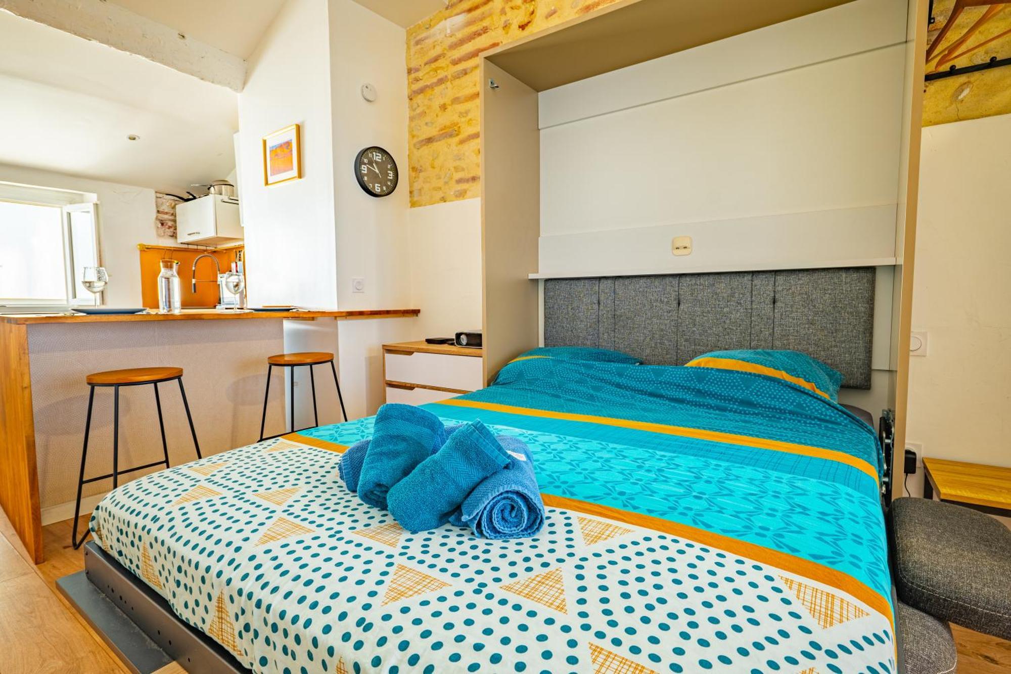 Les Du Castillet Apartment